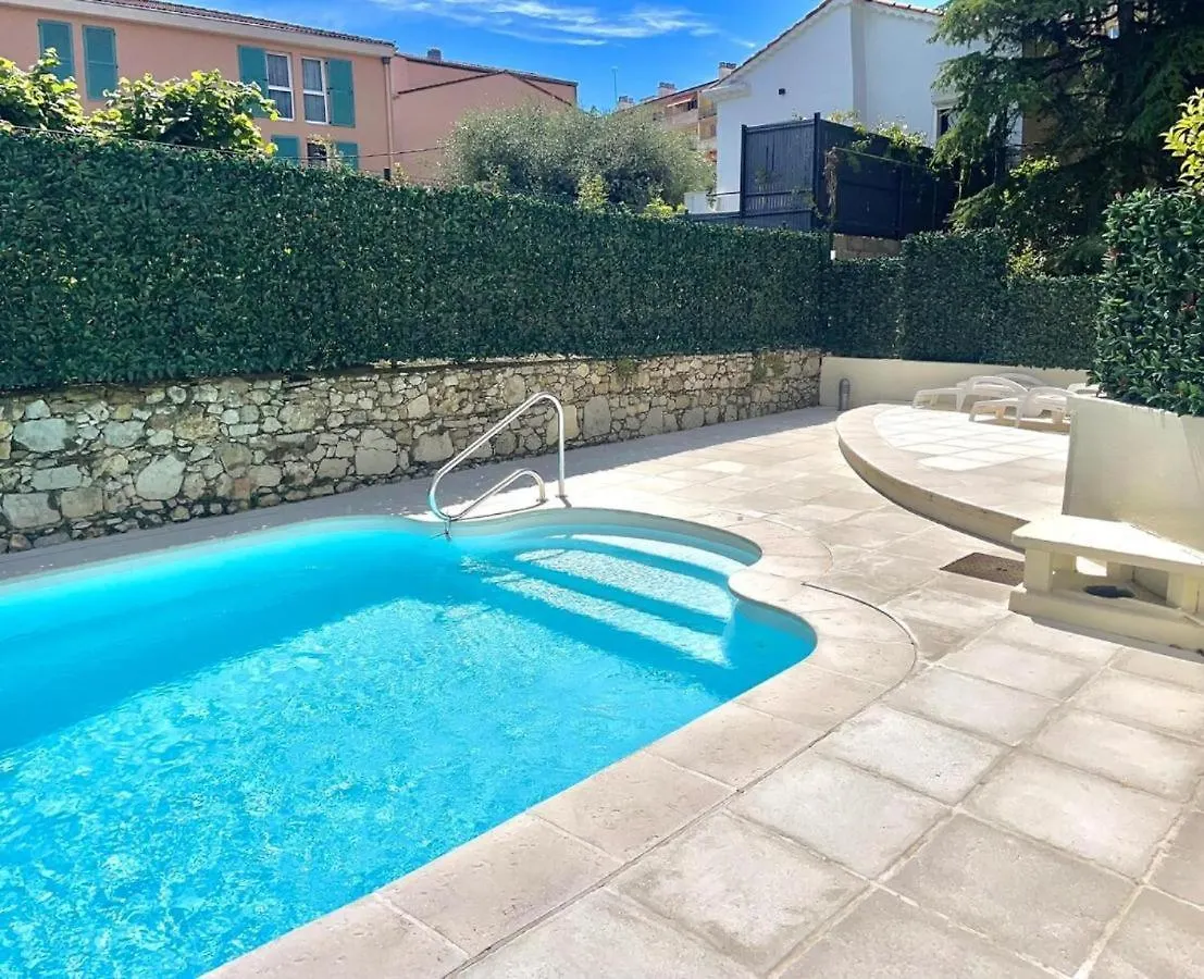 Studio Elegant Avec Acces A La Piscine Cannes
